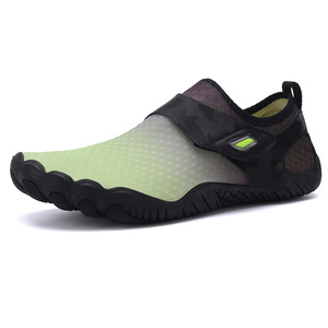 Chaussures aquatiques de randonnée athlétiques unisexes pour hommes et femmes, pour la plage, la natation, la randonnée et la navigation de plaisance - Product Image 1