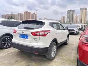 นิสสัน แคชไค ปี 2016 เครื่องยนต์ 2.0 ลิตร เกียร์ CVT รุ่น Elite รถ SUV มือสอง - รถยนต์ 5 ที่นั่ง เบนซิน พร้อมระบบ ABS/ESP และท้ายรถขนาด 486 ลิตร - Product Image 5