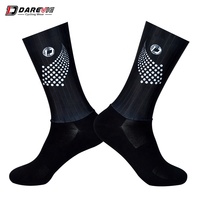 Chaussettes de sport pour homme Darevie, impression par sublimation, respirantes, pour le cyclisme