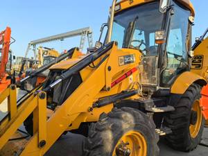 Chargeuse-pelleteuse JCB d'occasion, modèle JCB3CX, excellente qualité, prête à être expédiée. Chargeuse-pelleteuse JCB, chargeuse frontale JCB 4CX, JCB3CX en promotion. - Product Image 5