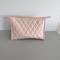 Pochette de soirée en cuir PU matelassé rose, trousse de maquillage imperméable avec fermeture éclair, organiseur de cosmétiques de voyage pour femmes