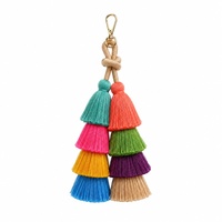 Porte-clés pompon Deepeel BB235 18cm multicolore en polyester avec anneau métallique pour sac à main, sac à bandoulière et accessoire vestimentaire