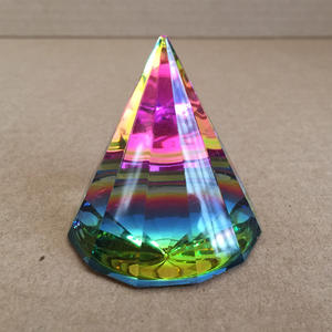 Kristal Kubbe ile Gökkuşağı Faceted Koni Piramit Paperweight MH-F0294 - Product Image 4