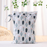 2025 usine étanche poussette organisateur sac multi-fonction pochette suspendue pour couches et essentiel de maman 26x36cm