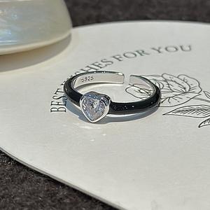 Anillo de Plata de Ley 925 con Circonita en Forma de Corazón Esmaltado, Diseño de Nicho, Estilo Vintage Simple y Moderno - Product Image 5