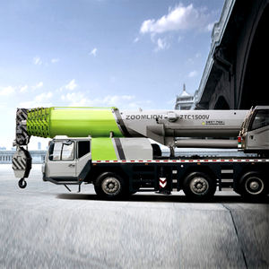 Gru Mobile su Camion <span class=keywords><strong>Zoomlion</strong></span> 80 Tonnellate ZTC800VS562 con Alto Momento di Carico 950KN.m Componenti Principali del Motore e del Cambio Disponibili - Product Image 5