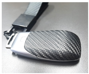 Carbono seco mate para llavero de fibra de carbono Mercedes proceso de carbono seco personalizado con alta dureza y sin miedo al desgaste - Product Image 4
