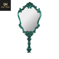 Miroirs muraux de style rétro européen, design suspendu pour la décoration de la salle de bain et du salon, produit de style traditionnel