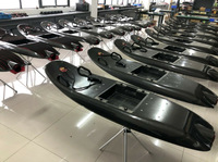 Planche de surf en carbone sec sur mesure OEM - Sans stock disponible, commande en gros - Résistante à la corrosion, sans électronique ni batteries