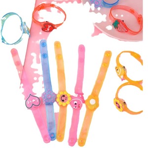 Pulseras de Dibujos Animados Luminosas, Pulseras de Plástico que Brillan en la Oscuridad para Niños de 4 a 7 Años, Juguete Unisex - Product Image 3