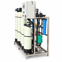 Système de purification d'eau par osmose inverse commercial à double réservoir PVC 0,5T pour le traitement et la filtration de l'eau de forage