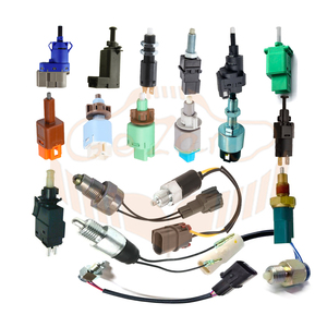 Lámpara de freno de interruptor de luz de marcha atrás de fabricantes para piezas automotrices Mitsubishi <span class=keywords><strong>Mc840590</strong></span> E18184A - Product Image 2