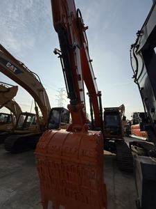 Excavatrices DOOSAN DX300 et DX225 de 30 et 22 tonnes, excavatrices sur chenilles de haute qualité, d'occasion, à bas prix, à vendre. - Product Image 2