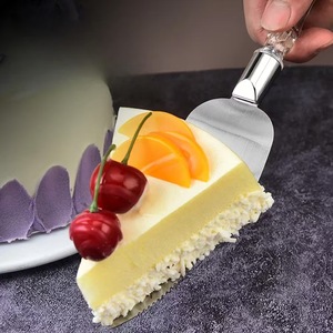 Set di Accessori per Matrimoni e Compleanni: Paletta in Acciaio Inossidabile con Manico in Plastica, Tagliatorta Nuziale, Coltello per Pane - Product Image 4