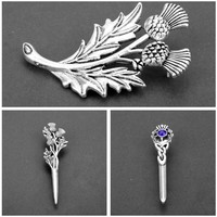 Broche tendance et créative en forme de fleur de gazon-épine écossais, style vintage, en alliage rétro celtique, accessoire vestimentaire plaqué