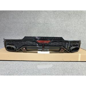 ดิฟฟิวเซอร์หลังสีดำเงาคุณภาพสูง PNB สำหรับกันชน Sportback พร้อมปลายท่อไอเสีย สำหรับ Audi Q5 SQ5 ปี 2018-2022 ชุดแต่ง/อัพเกรด - Product Image 2