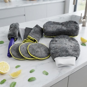 Kit de nettoyage automobile 9 pièces : Gants, serviettes, plateaux de cirage, éponge, brosse de nettoyage, fournitures complètes pour l'entretien et le lavage des voitures - Product Image 1