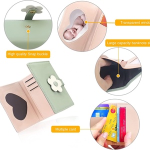 กระเป๋าสตางค์ของขวัญสุดพิเศษสำหรับสาวๆ ผู้หญิง ดีไซน์มินิมอล หนัง PU ลายดอกไม้ ช่องใส่บัตรหลายช่อง ช่องใส่บัตรประชาชน ช่องใส่เหรียญ ปิดด้วยซิป - Product Image 6