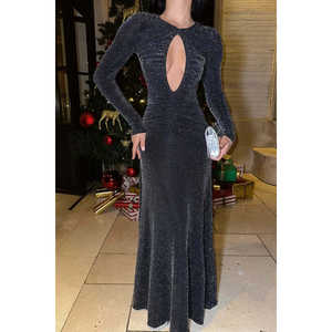 Vestido de Gala Negro Satinado con Corte en A, Detalle de Lentejuelas en Ventana, Tirantes Finos Estilo Imperio, Pedrería y Lentejuelas para Fiesta de Bienvenida/Banquete, Talla XS - Product Image 4