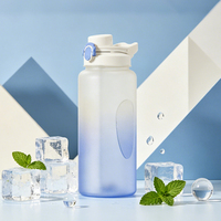 Bouteille d'eau de sport grande capacité à large ouverture en PETG/Tritan/SK, sans BPA, étanche, écologique, avec couvercle à clapet pour boire directement