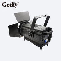 Projecteurs LED Fresnel à zoom DMX 400W avec couleur RGBW et indice de fidélité des couleurs élevé 95