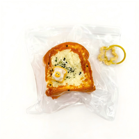 Jouet Squishy en Silicone Double Couche Mini Toast, Jouet Anti-Stress Souple à Presser, Simulation de Pâtisserie, pour Adolescents et Adultes
