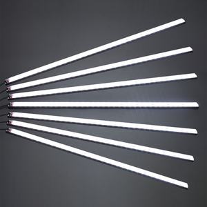 Epistar Chip SMD 2835 WiFi Modo de interruptor Barra de luz <span class=keywords><strong>LED</strong></span>/Módulos de tira IP68 Conectividad USB para paisaje Borde trasero Aluminio - Product Image 1