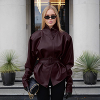 Veste en cuir PU rouge vin vintage de style américain pour l'automne-hiver, col vertical haut de gamme, ceinture ajustée