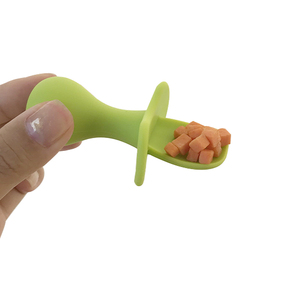 Ensemble de cuillères en silicone pour bébé, anti-étouffement, sans BPA, qualité alimentaire, pour les premiers repas des tout-petits de 0 à 12 mois, couverts pour enfants, kit de repas - Product Image 1