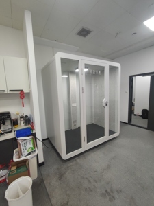 Oficina Portátil Plus Pod, Mini Casa para Reuniones de 2 Personas - Product Image 3