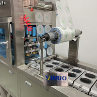Machine d'emballage automatique pour gobelets en plastique PET plats de 98 mm pour glaçons, avec remplissage et scellage, et gobelets anti-gel pour jus et boissons