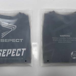 Etiquetas Colgantes Personalizadas de Lujo para Ropa con Logotipo y Nombre Impresos - Product Image 4