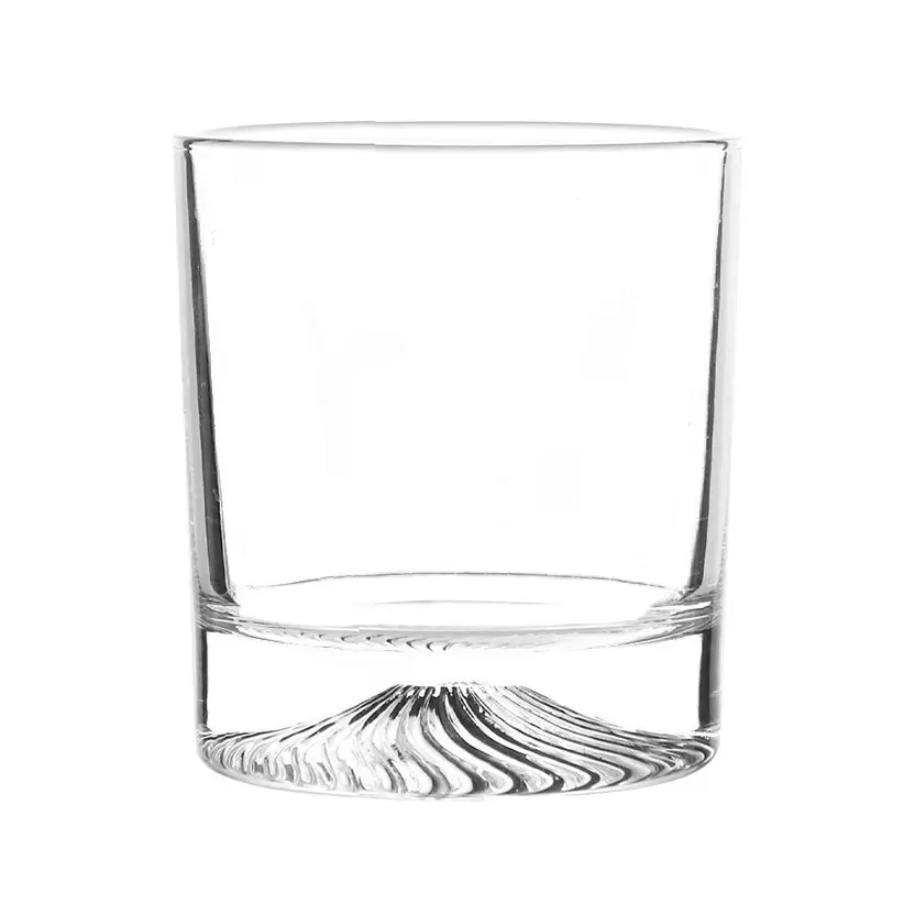 Vaso de cristal sin plomo para whiskey, vaso de cristal único con diseño de oso en la parte inferior de la montaña