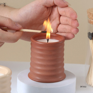 DF1922 Bougie parfumée en céramique, gobelet cylindrique moulé par injection, décoration d'intérieur, cadeau personnalisable - Product Image 3