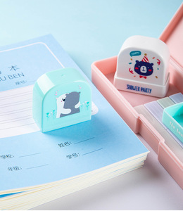 <span class=keywords><strong>Tissu</strong></span> de dessin animé automatique Timbres nominatifs personnalisés Tampons jouets en plastique personnalisables <span class=keywords><strong>pour</strong></span> vêtements d'enfants à usage de bureau - Product Image 4