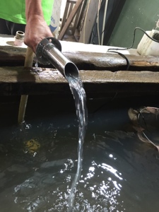 Argent 40mm <span class=keywords><strong>Jardin</strong></span> Piscine En Acier Inoxydable Cascade <span class=keywords><strong>Murale</strong></span> En Acier Inoxydable Lame D'eau Cascade Piscine <span class=keywords><strong>Fontaine</strong></span> <span class=keywords><strong>Jardin</strong></span> - Product Image 1
