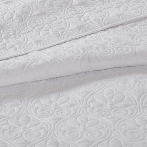 DB Reversible <b>Bedspread</b> Set White Queen Size Floral and <b>Quilted</b> Pattern Cotton and Polyester for Home Use or Hotels - Product Image 5
