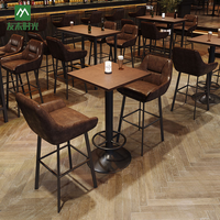Ensemble de tables et chaises de bar commerciales durables pour restaurants, tabourets de bar rembourrés marron avec plateau en bois et structure métallique pour cafés et salons de thé