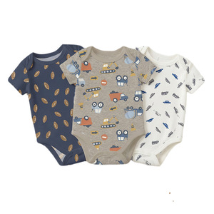 Vente en gros d'usine/OEM Combinaison courte pour bébé en coton fin d'été avec imprimé de véhicules Vêtements pour nouveau-nés - Product Image 1