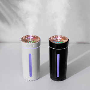 Produits pour la maison intelligente : Humidificateur d'air pour voiture, purificateur ioniseur alimenté par allume-cigare pour éliminer les odeurs - Product Image 6