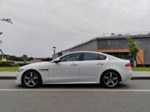 รถจักรยานยนต์ยนต์ Jaguar XE 2.0T Turbo Sports Sedan ปี <span class=keywords><strong>2015</strong></span> มือสองสุดหรู ประสิทธิภาพสูง รถอังกฤษ สภาพดี พร้อมส่ง - Product Image 5