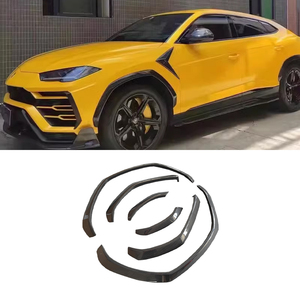 Juego Completo de Guardabarros de Fibra de Carbono Modelo MS para Urus, Piezas Modificadas, 2018-2021 - Product Image 1
