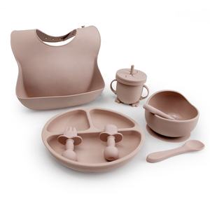 <span class=keywords><strong>Black</strong></span> <span class=keywords><strong>Friday</strong></span>, ensembles de vaisselle pour bébé avec logo personnalisé, sans BPA, vaisselle en silicone de qualité alimentaire avec tasse, bavoir, bol pour enfants - Product Image 4