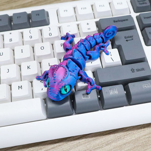 8cm Custom 3D Printing Toy <b>PLA</b> Printed Chameleon Toy Joint Movable Model Gradient Animal Figurine Toy - Product Image 4