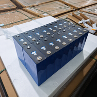 Système de stockage d'énergie solaire 3,2 V de la marque Penghui, batteries au lithium phosphate, batteries au lithium-ion prismatiques, 280 Ah, batterie Lifepo4
