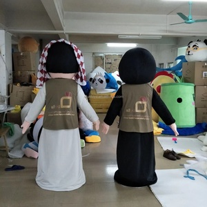 Efun MOQ 1 PC profesional personalizado árabe <span class=keywords><strong>pareja</strong></span> mascota disfraz felpa personaje <span class=keywords><strong>de</strong></span> dibujos animados mascota disfraz para la venta - Product Image 3