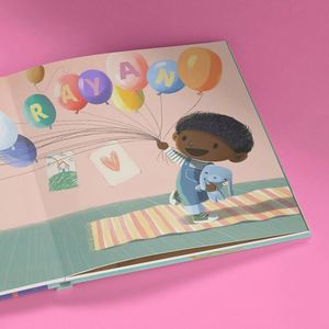Livre promotionnel pour enfants, cartonné rigide, relié par couture, impression numérique couleur personnalisée, finition estampée à chaud, thème dessin animé éducatif - Product Image 3