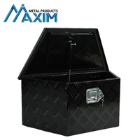 Boîte à outils robuste en aluminium noir pour attelage de remorque |   Rangement de benne de pick-up à 5 barres avec serrure et clé