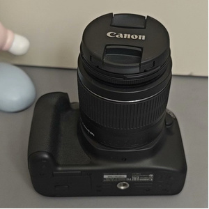 กล้อง <span class=keywords><strong>Canon</strong></span> EOS <span class=keywords><strong>3000D</strong></span> มือสอง พร้อมเลนส์ EF-S 18-55mm III ความละเอียด 18MP ระบบ APS-C บันทึกวีดีโอ Full HD รองรับ Wi-Fi สภาพดีเยี่ยม ผ่านการทดสอบแล้ว เหมาะสำหรับการเดินทางและถ่ายภาพ - Product Image 2