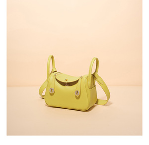 Sac seau en cuir souple pour femme, nouvelle collection été 2026, texture haut de gamme, design de niche, porté main ou en bandoulière - Product Image 4